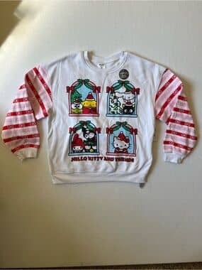 NWT Hello Kitty Friends Christmas Light Up Sweatshirt Womens L 12-14 Sanrio