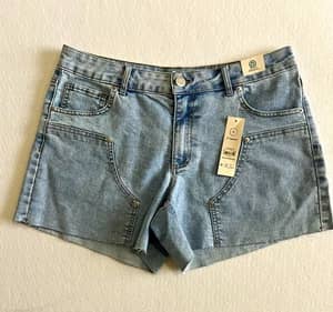 No Boundaries Denim Shorts Womens 12 Light Wash Utility Pockets Y2K Raw Hem NWT